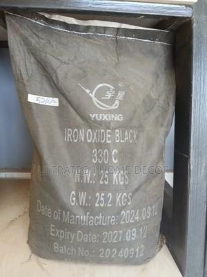 Iron Oxide Black #330 - main view