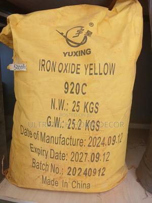 Iron Oxide Yellow #920 - main view