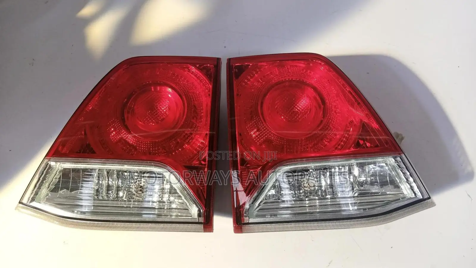 Toyota Land Cruiser 200 Series 2016 Boot Lid/Tailgate Lights