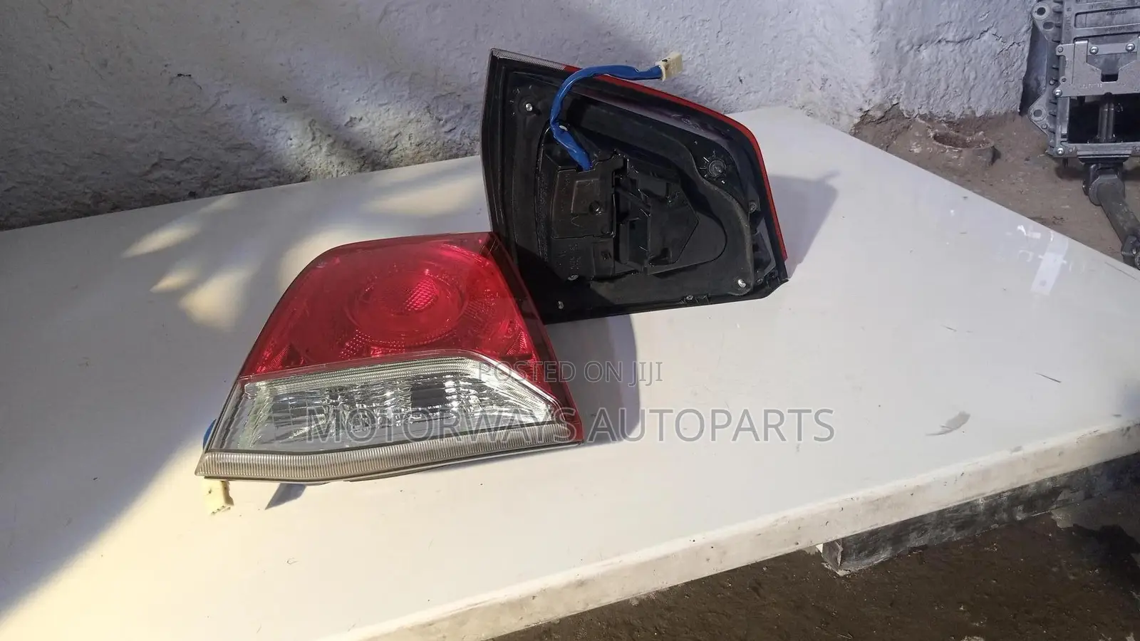Toyota Land Cruiser 200 Series 2016 Boot Lid/Tailgate Lights