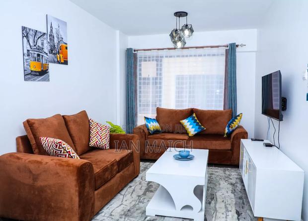 One\Two Bedroom Airbnb - thumbnail 4