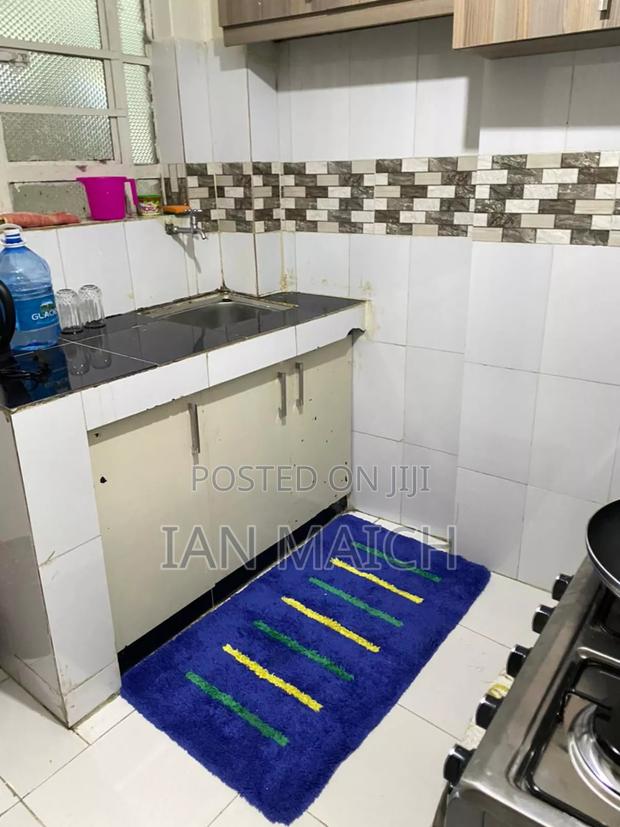 One\Two Bedroom Airbnb - thumbnail 8