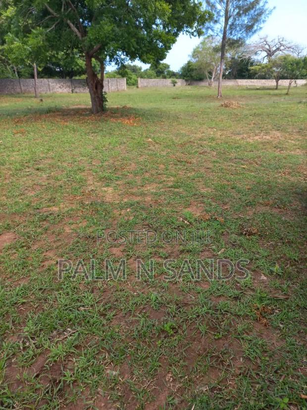 Diani Airport View Quarter Acre Plots - thumbnail 4