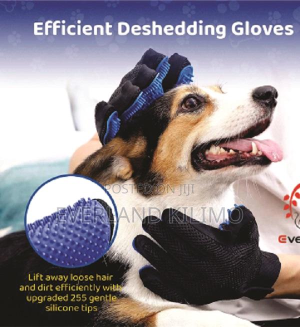 Pet Hair Remover Glove - main view