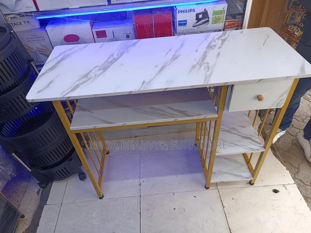 Nail Table - thumbnail 4