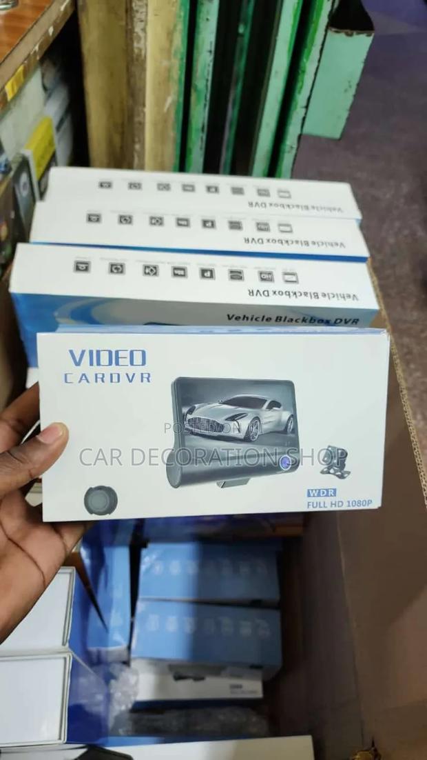 Dashboard Mount Recording Car DVR Screen With 3 Hd Camersa - main view