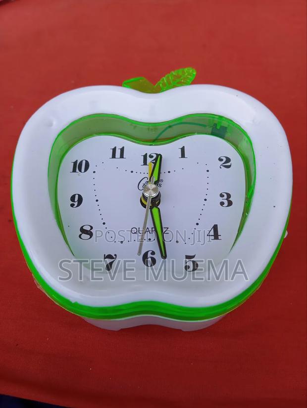 Alarm Quartz Clock - thumbnail 7