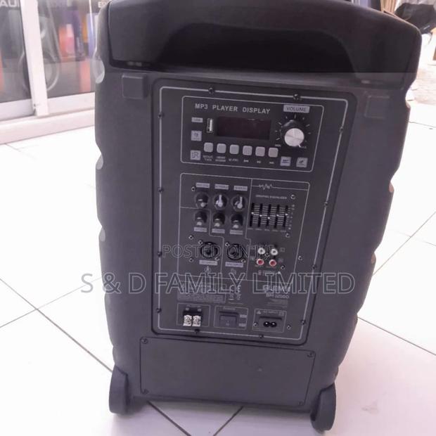 Evans 12 Inch Rechargeable Speaker - thumbnail 3