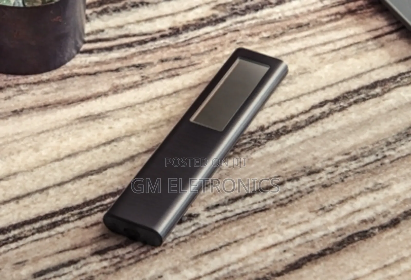 Samsung Solar Cell Rechargeable Remote With USB-C.
