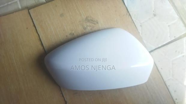 Mazda Axela Side Mirror Cover - thumbnail 2