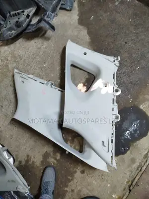 X-Trail NT32 Rear Inner Trim Covers