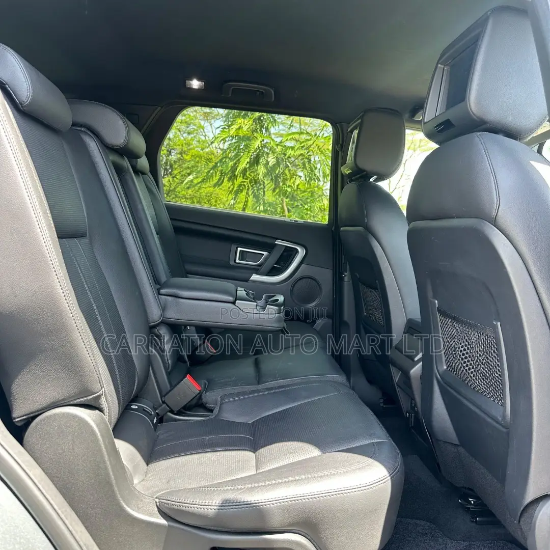 Land Rover Discovery Sport 2017 Gray