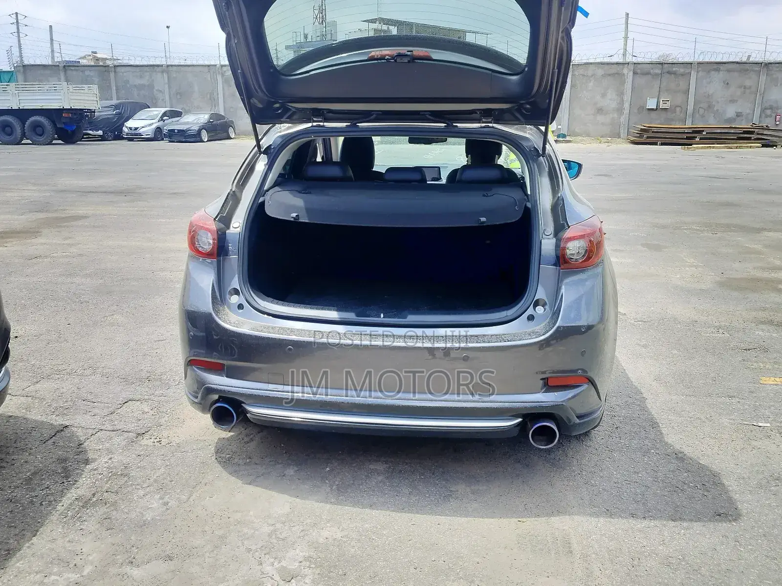 Mazda Axela 2018 Silver