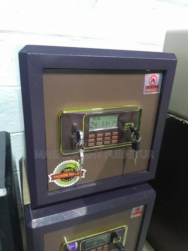 Safe Boxes 30kgs - thumbnail 3