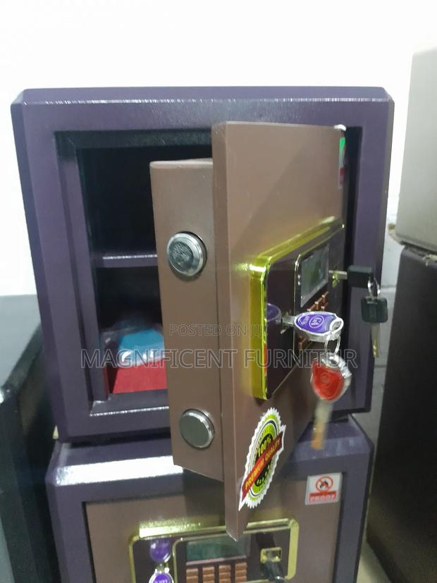 Safe Boxes 30kgs - thumbnail 2