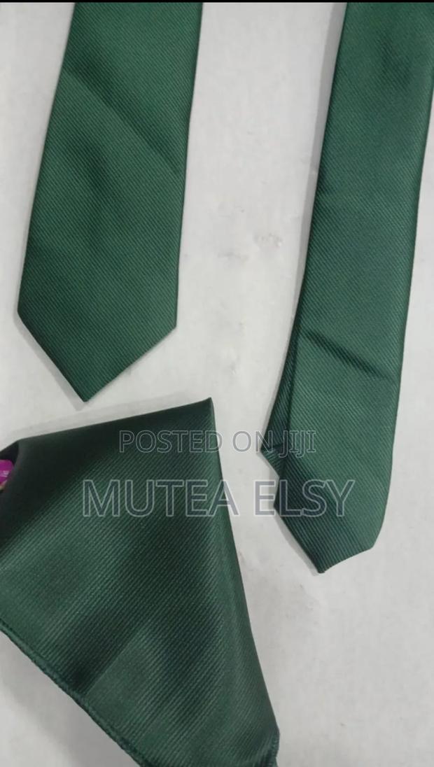 Emelard Green,Yellow Ocean Blue Official Tie Sets - main view