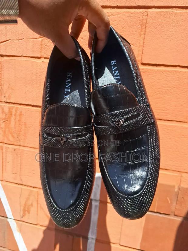 Black Kanly Officials - main view