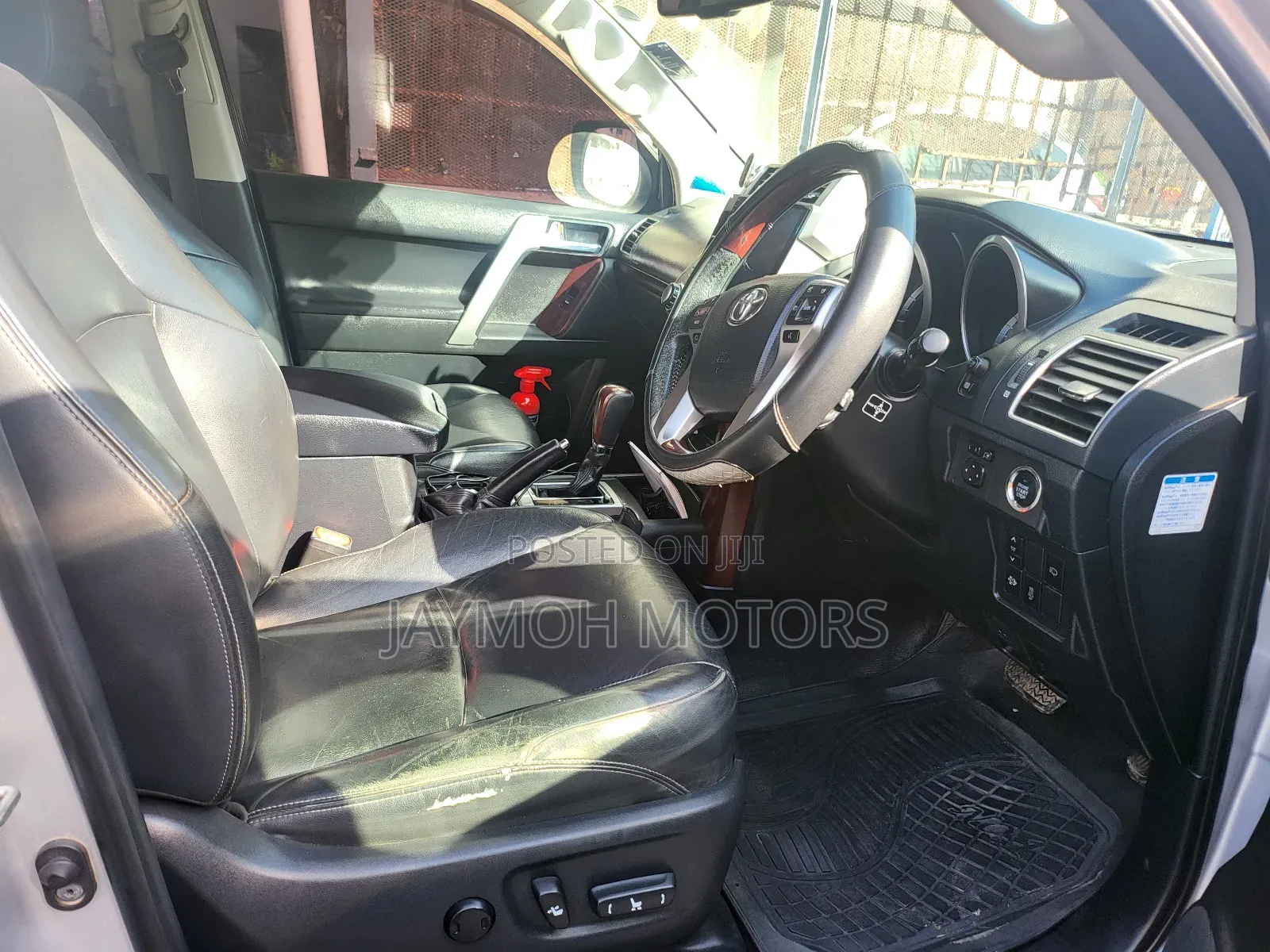 Toyota Land Cruiser 2015 Silver
