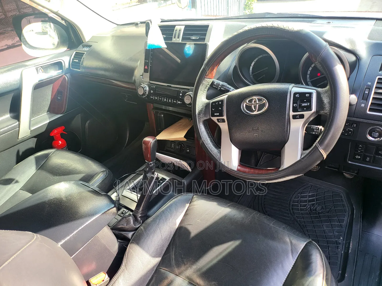 Toyota Land Cruiser 2015 Silver