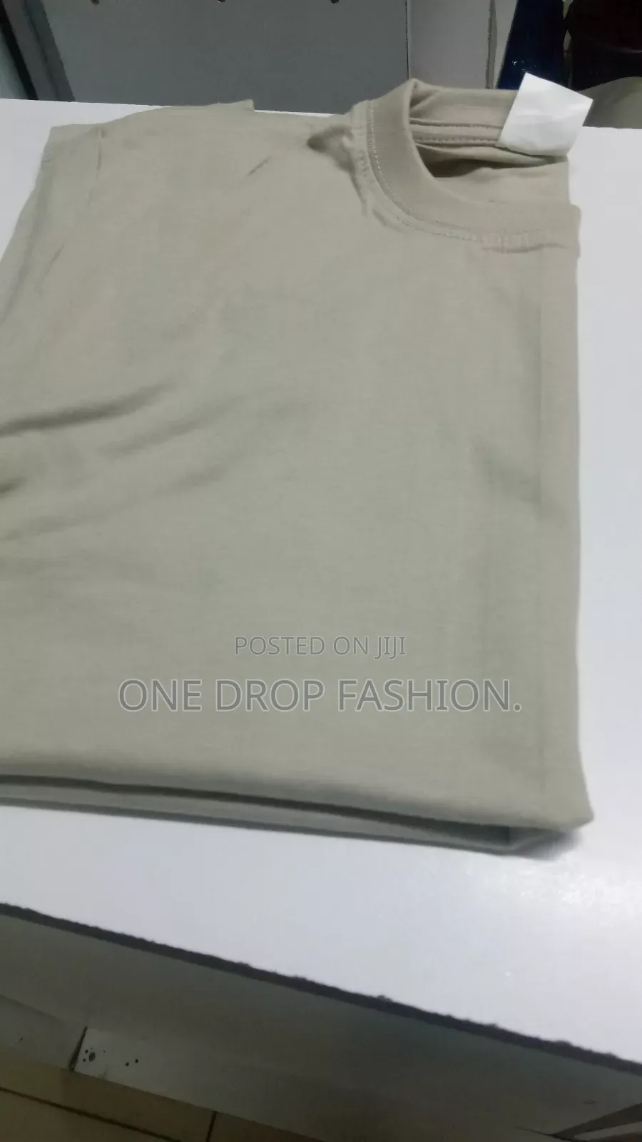 Cream White/Grey Tshirts