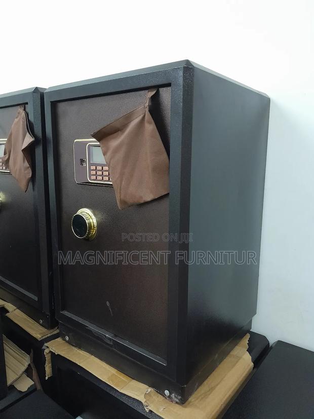 Safe Boxes 60kgs - thumbnail 2