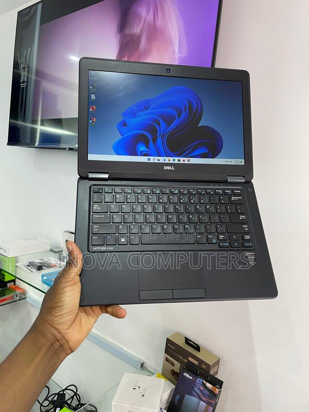 Laptop Dell Latitude 12 7250 8GB Intel Core I5 SSD 256GB