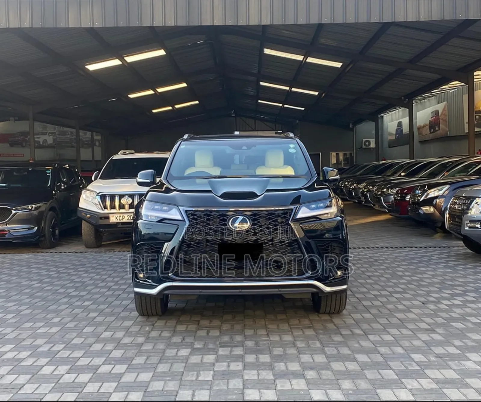 Lexus LX 2023 Ivory