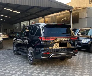 Lexus LX 2023 Ivory