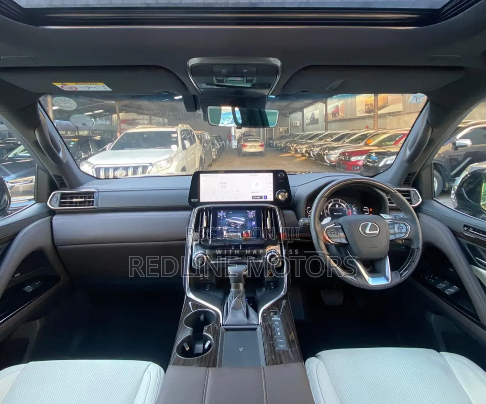 Lexus LX 2023 Ivory