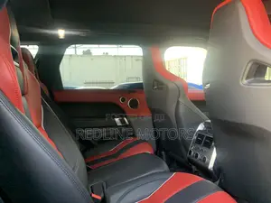 Land Rover Range Rover Sport SVR 2019 Blue