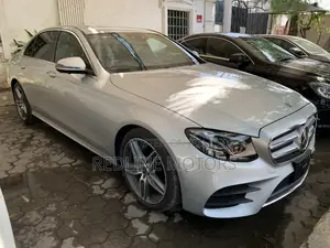 Mercedes-Benz E250 2018 Ivory