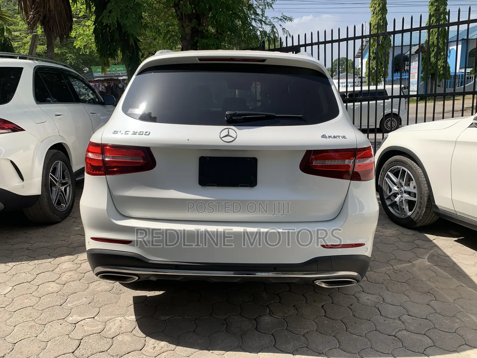 Mercedes-Benz GLC-Class 2018 Off white