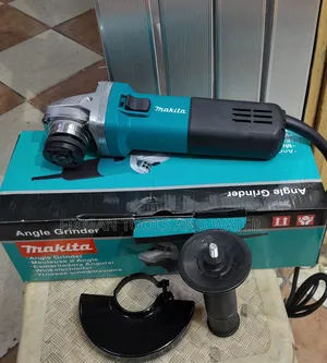 High-speed Makita Angle Grinder 4.5" 840 Watts
