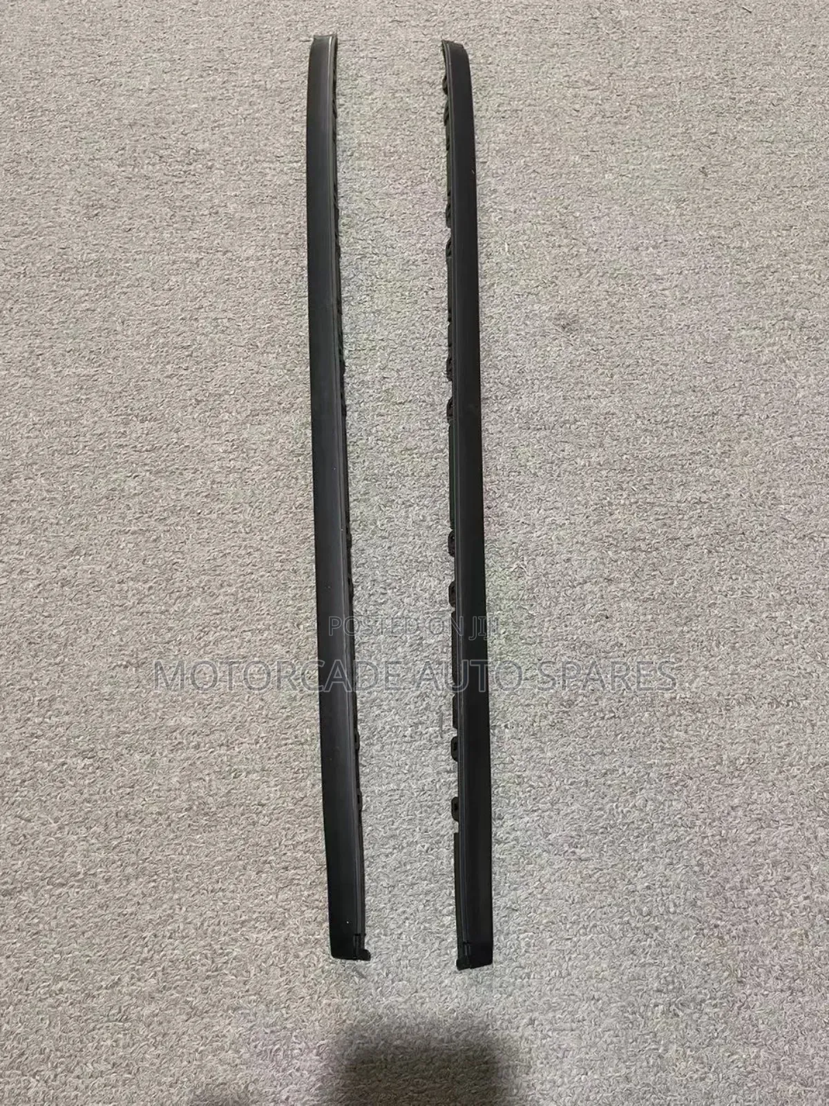 Toyota Landcruiser Prado 2011-2018 Windscreen Moulding Strip
