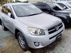 Toyota RAV4 2016 Silver