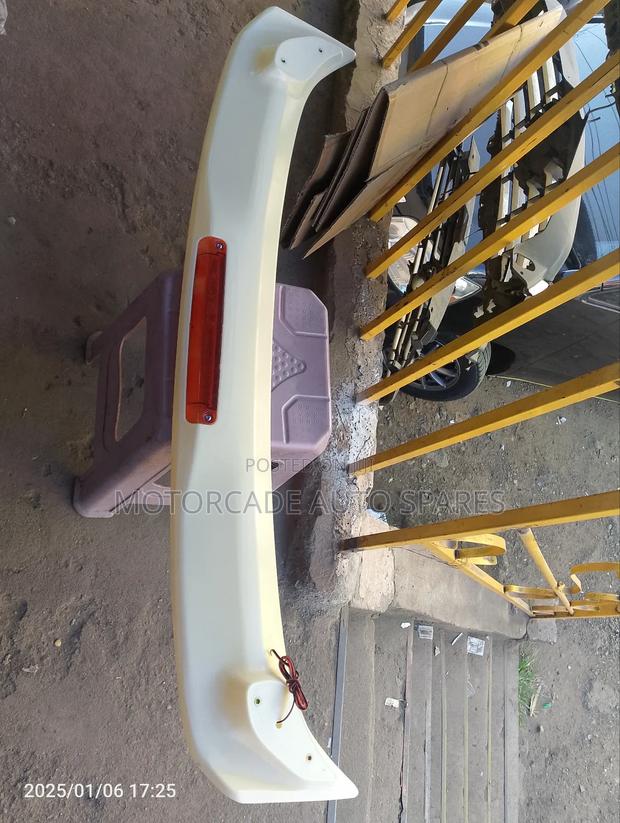 Spoiler For Saloon Cars