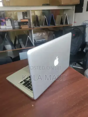 Laptop Apple MacBook 2012 8GB Intel Core I5 HDD 500GB