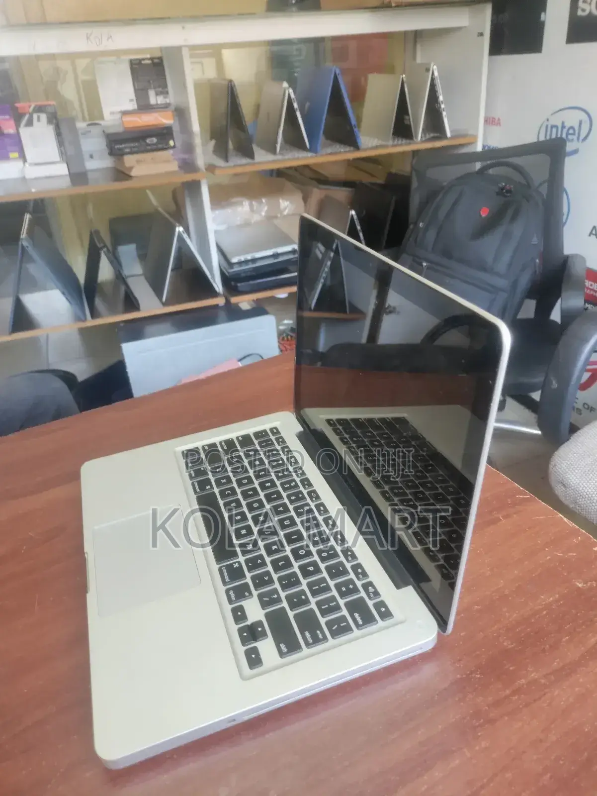 Laptop Apple MacBook 2012 8GB Intel Core I5 HDD 500GB