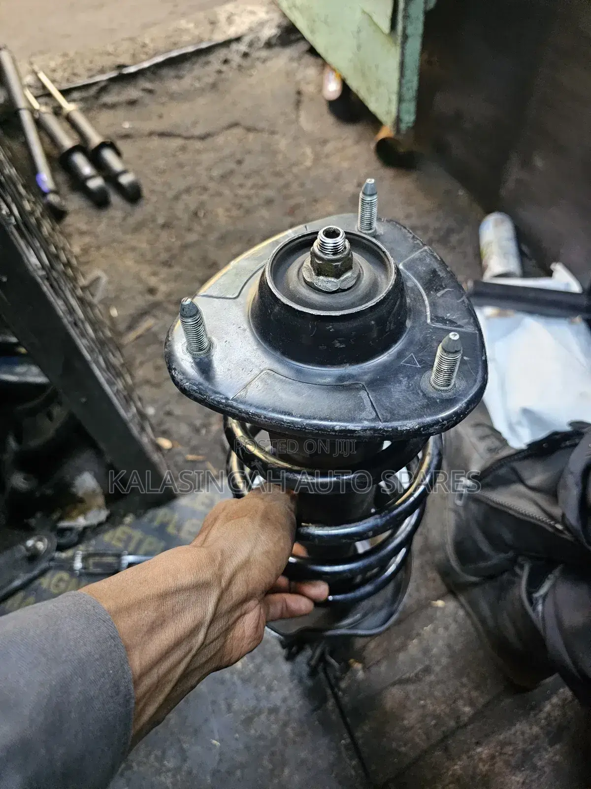 Honda Stream Shock