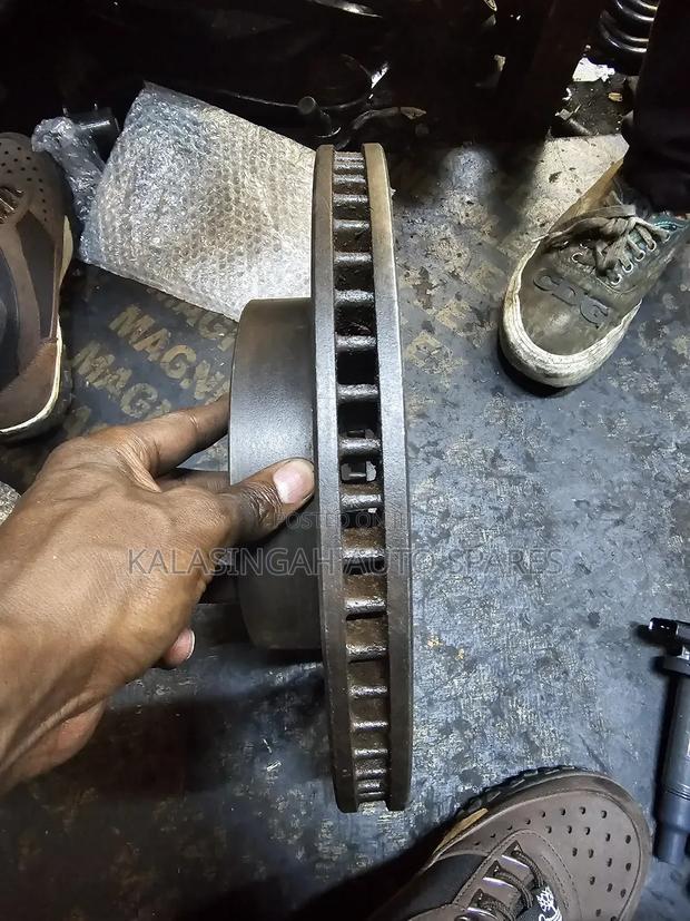 Brake Disc Hillux Revolution - main view