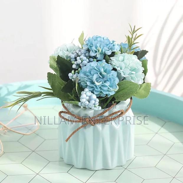 Creative Hydrangea Flower Bouquet - thumbnail 2