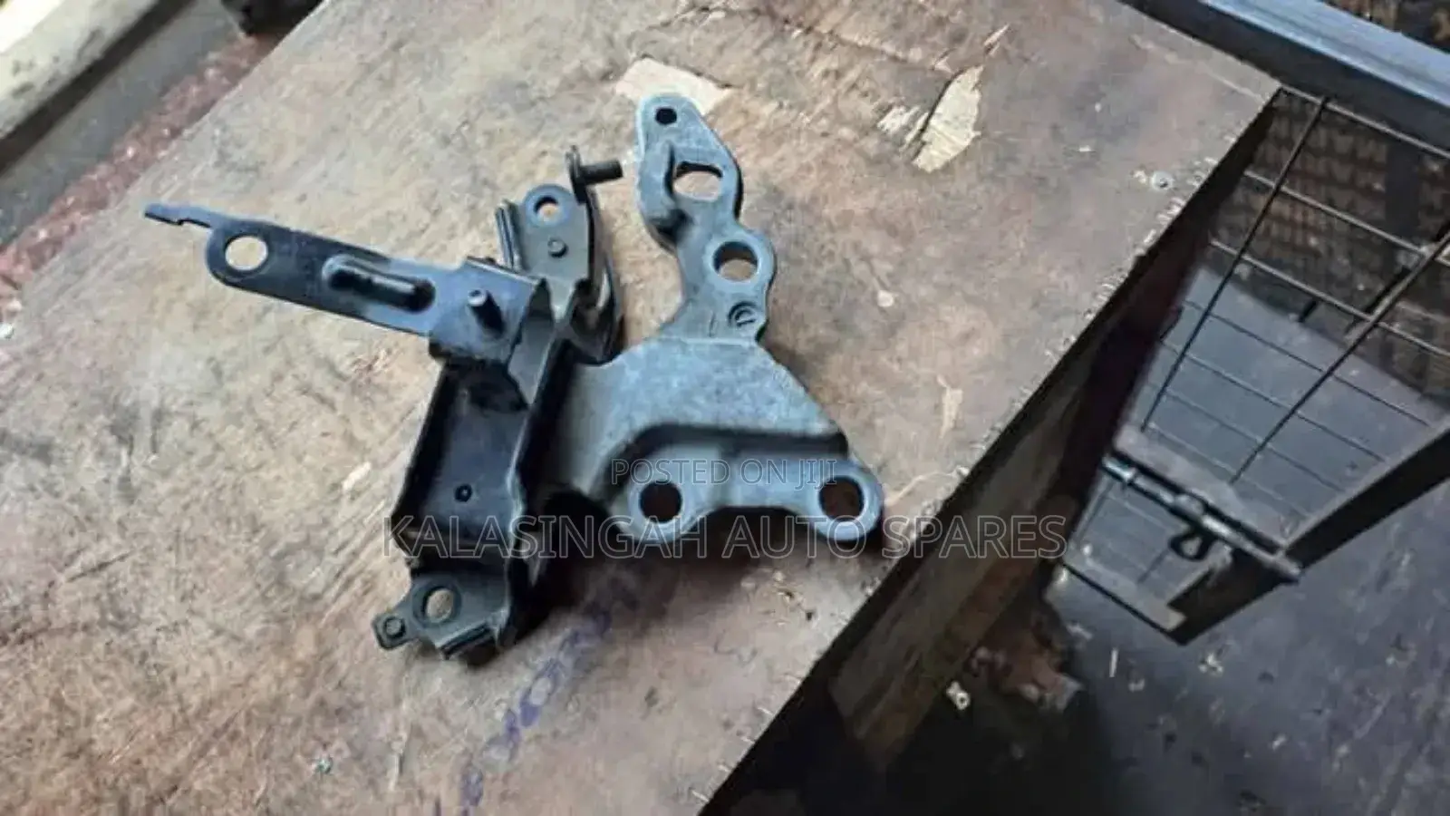 Daihatsu Mira Gearbox  Mounting