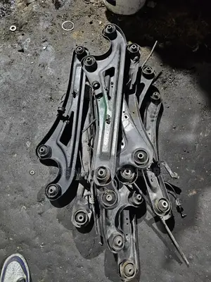 Low Rear Arm Suzuki Alto