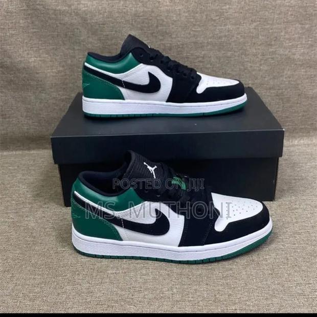 Jordan Size 37-45 - thumbnail 3