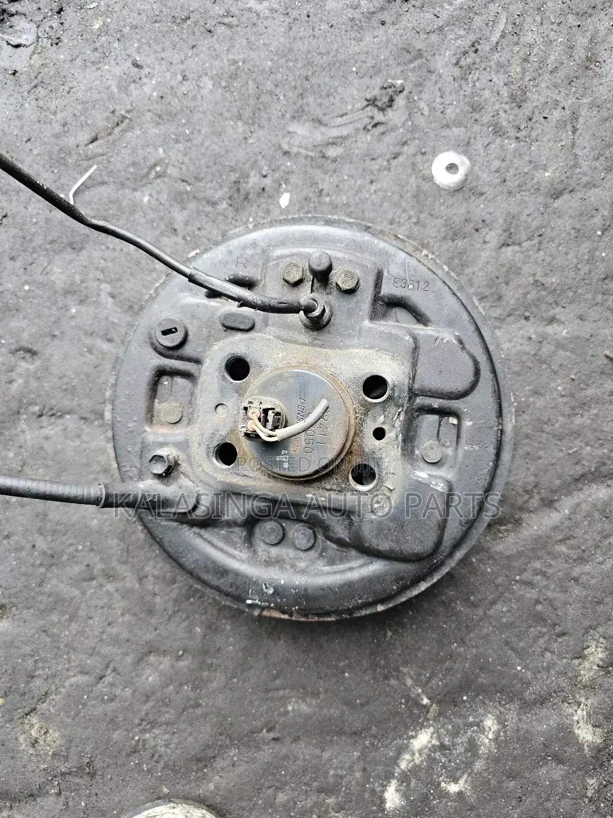 Daihatsu Mira Rear Hubs
