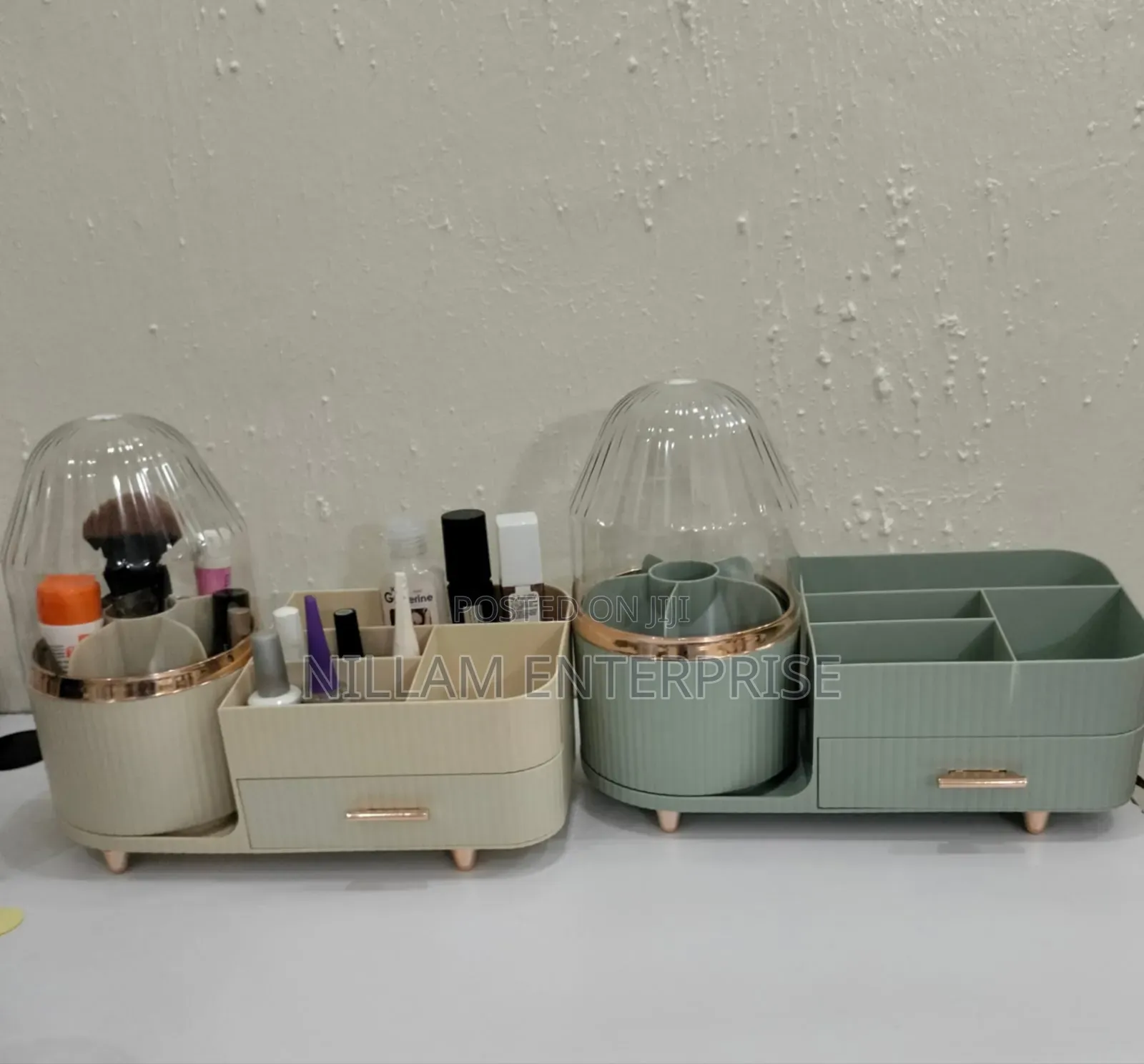 360° Rotating Cosmetic Storage Organizer*