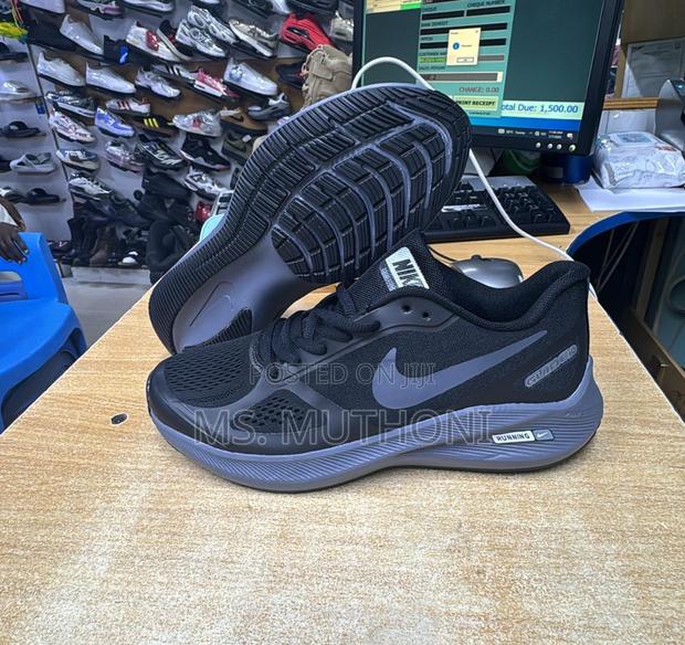 Nike Trainers (Gym Jogging) 40-45 - main view