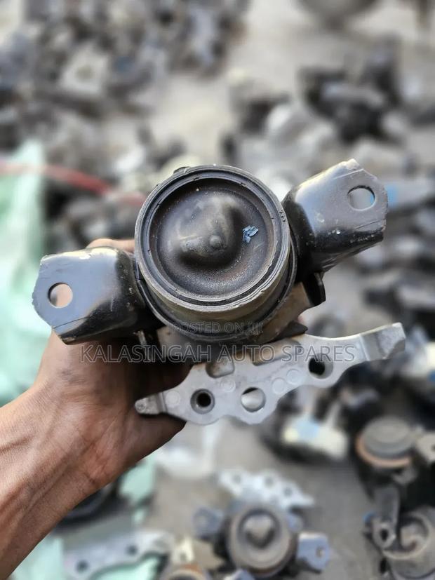 Mira Engine  Mounting. - main view