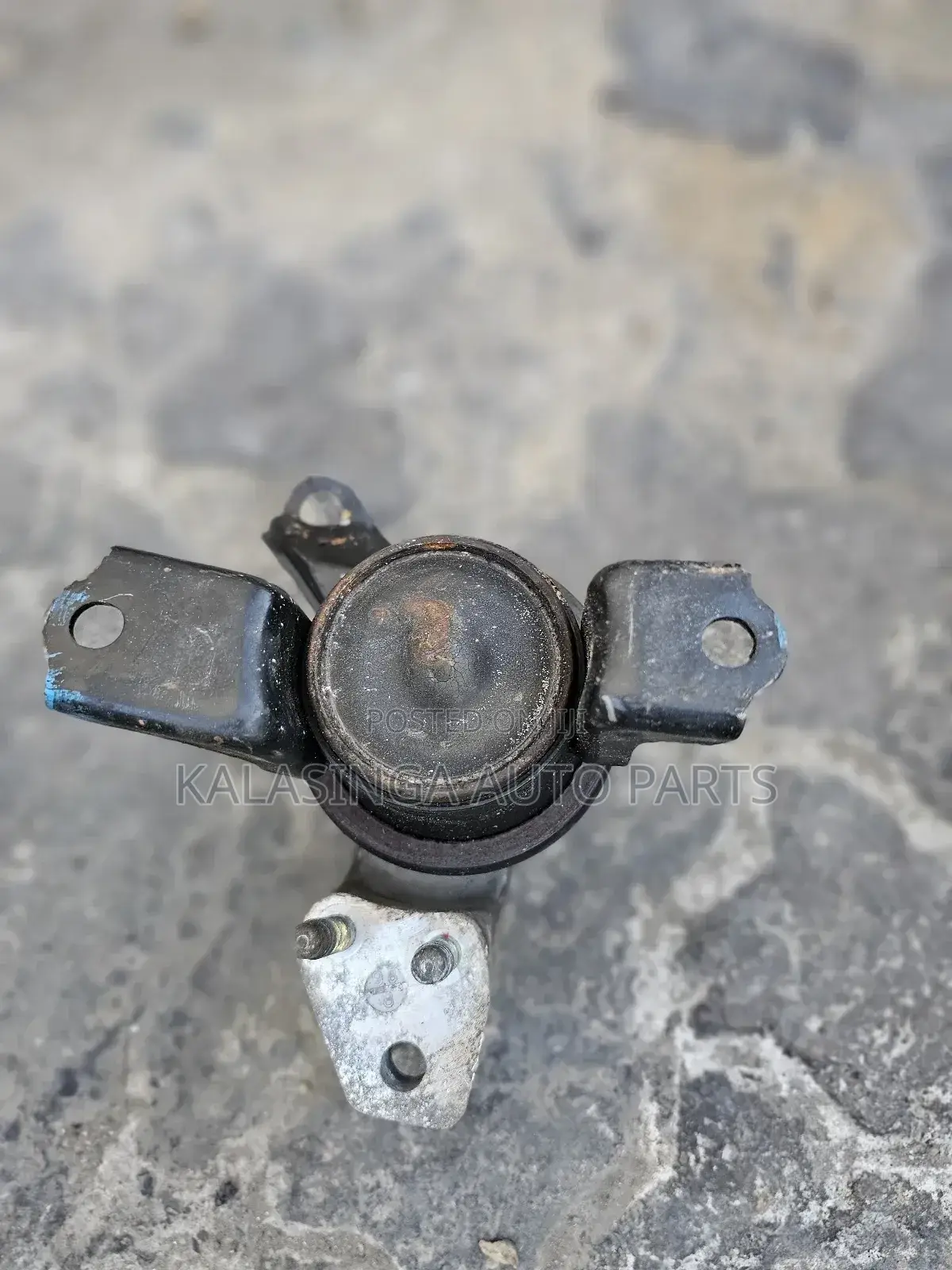 Premio 240 Engine Mounting