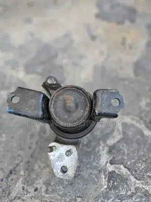 Premio 240 Engine Mounting